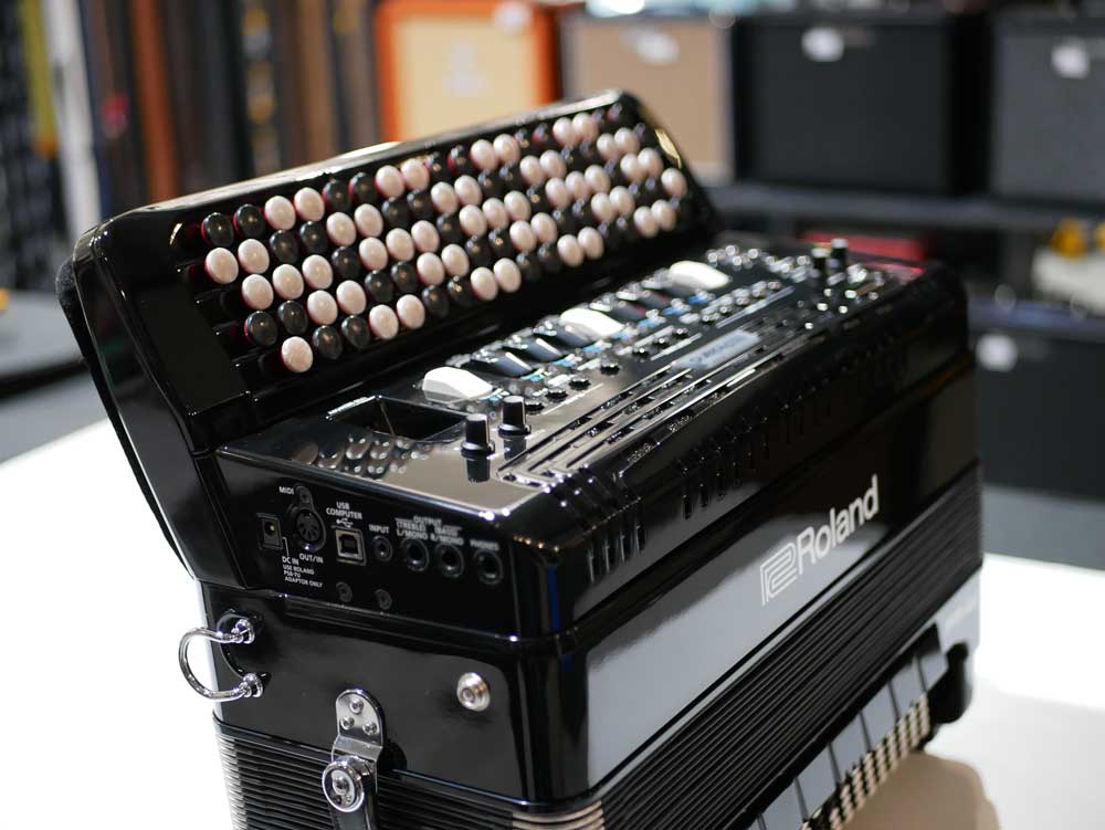 ROLAND FR-4XB BK pack housse 