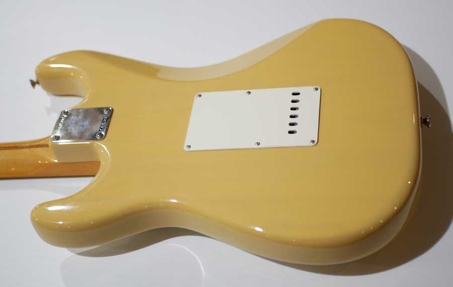 FENDER AMERICAN VINTAGE II 57 STRATOCASTER Maple Vintage Blonde FENDER AMERICAN VINTAGE II 57 STRATOCASTER Maple Vintage Blonde