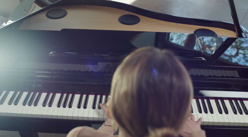 ROLAND GP-6 PE piano à queue numérique ROLAND GP-6 PE piano à queue numérique