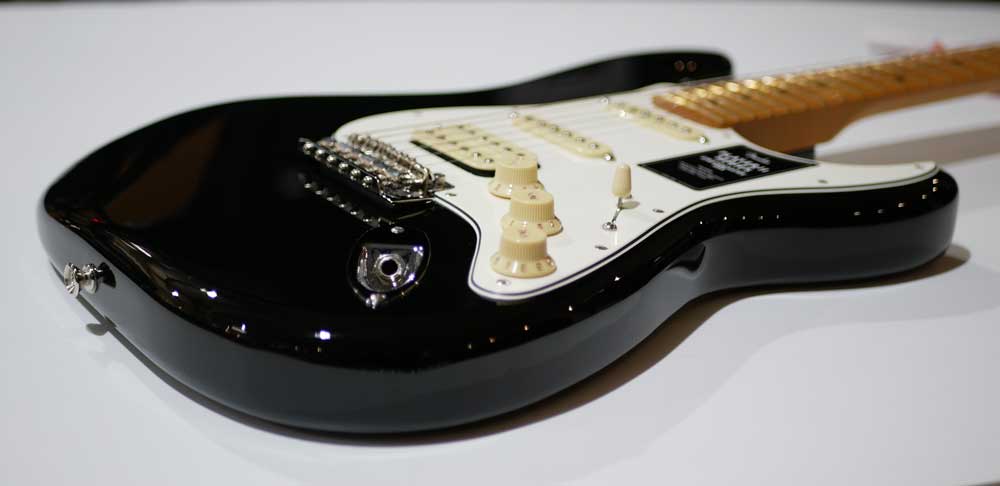 FENDER PLAYER II STRATOCASTER HSS Maple Black FENDER PLAYER II STRATOCASTER HSS Maple Black