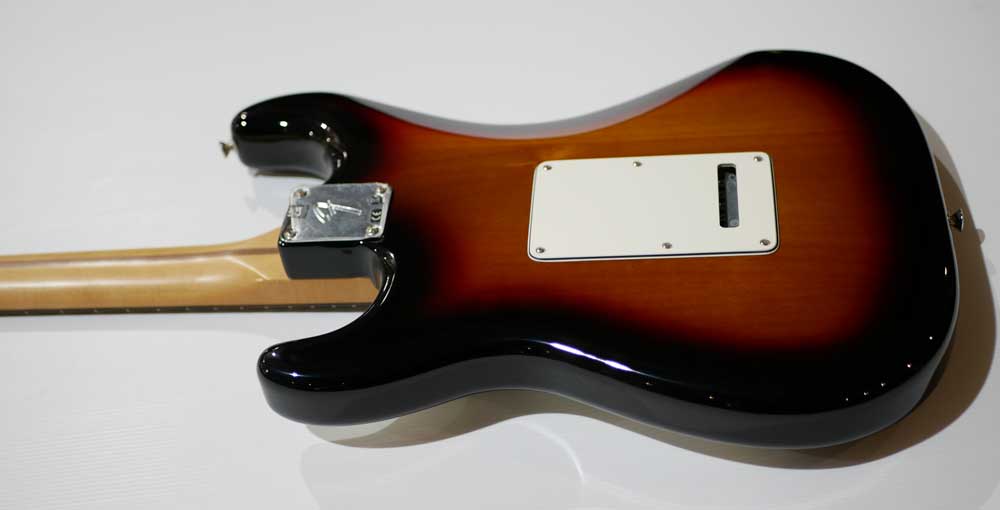 FENDER PLAYER II STRATOCASTER Rosewood 3 Tons Sunburst FENDER PLAYER II STRATOCASTER Rosewood 3 Tons Sunburst