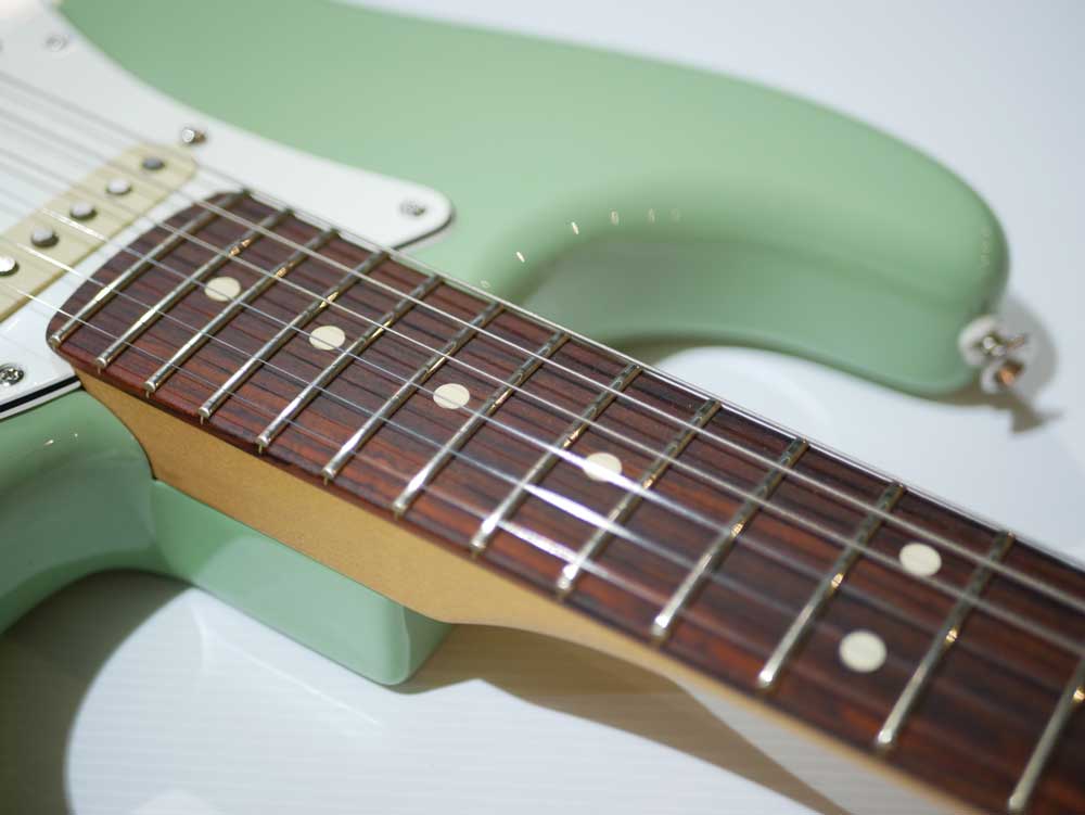 FENDER PLAYER II STRATOCASTER Rosewood Birch Green FENDER PLAYER II STRATOCASTER Rosewood Birch Green