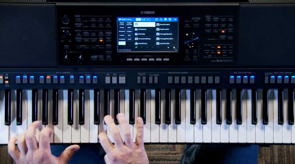 YAMAHA PSR-SX920 