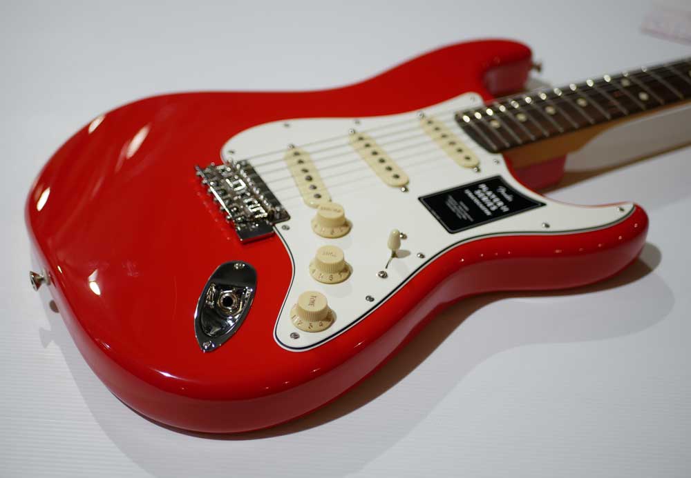 FENDER PLAYER II STRATOCASTER Rosewood Coral Red FENDER PLAYER II STRATOCASTER Rosewood Coral Red