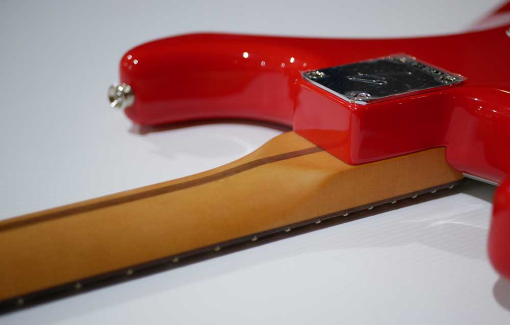 FENDER PLAYER II STRATOCASTER Rosewood Coral Red FENDER PLAYER II STRATOCASTER Rosewood Coral Red