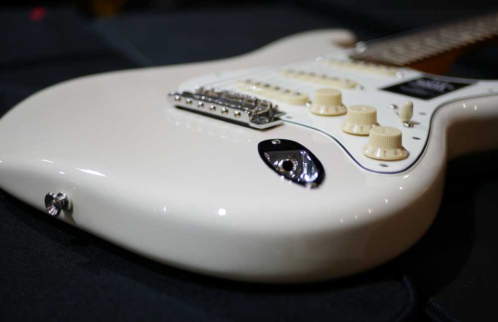 FENDER PLAYER II STRATOCASTER Rosewood White Blonde FENDER PLAYER II STRATOCASTER Rosewood White Blonde
