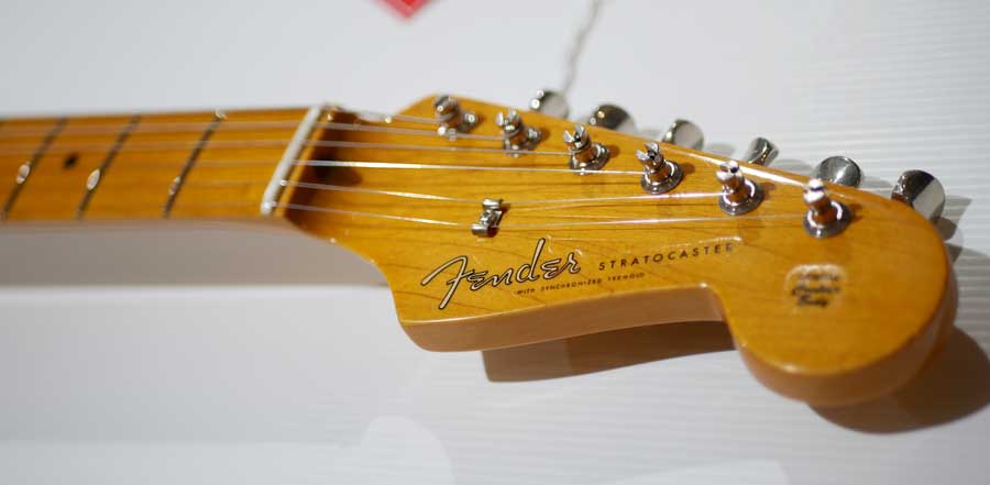 FENDER AMERICAN VINTAGE II 57 STRATOCASTER Maple Black