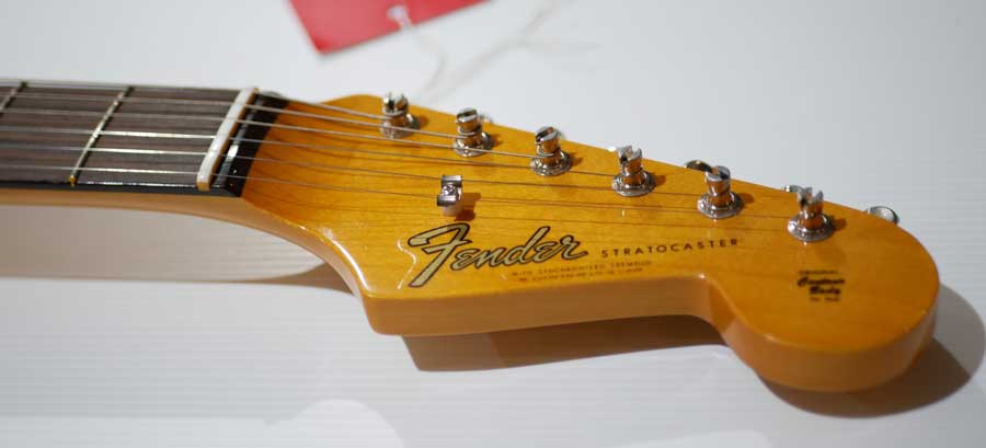 FENDER AMERICAN VINTAGE II 65 STRATOCASTER Rosewood Sonic Blue