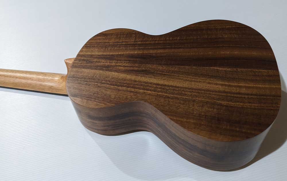 ISLANDER by KANILEA AT-4 Flamed Acacia Tenor