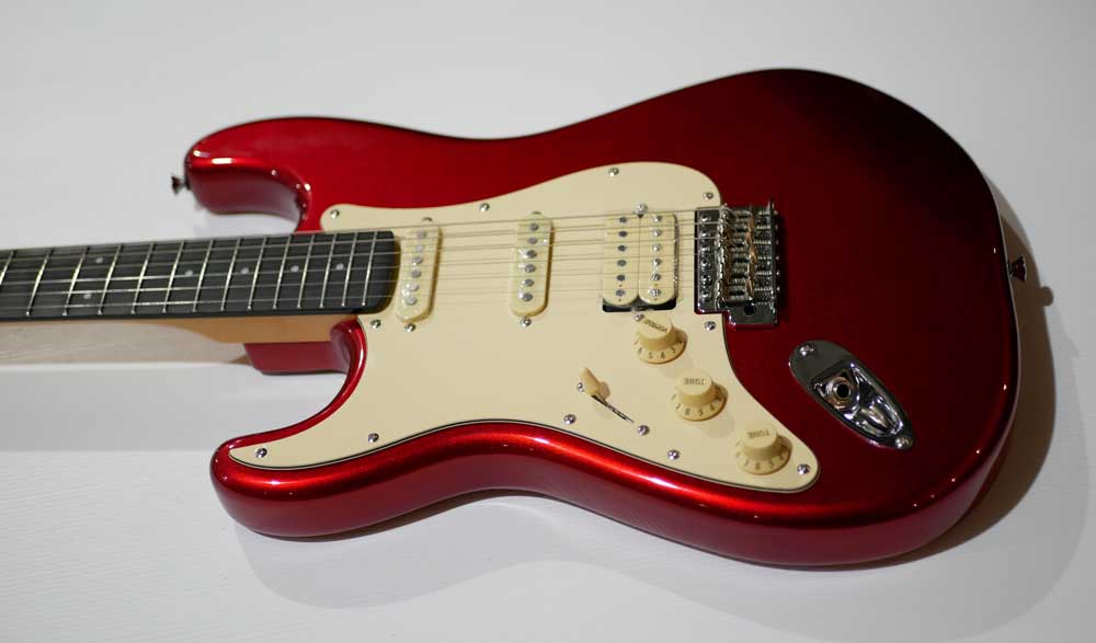 PRODIPE GUITARS ST83RA Candy Apple Red Gaucher PRODIPE GUITARS ST83RA Candy Apple Red Gaucher