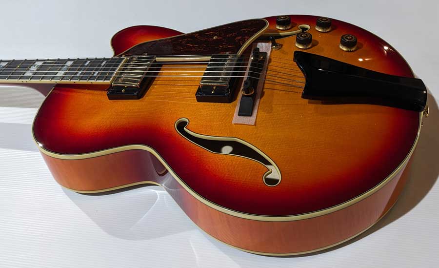 IBANEZ AF115 Aged Whiskey Burst IBANEZ AF115 Aged Whiskey Burst