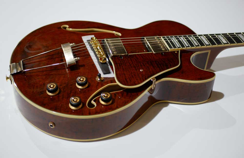 IBANEZ AG95MGDA Dark Amber IBANEZ AG95MGDA Dark Amber