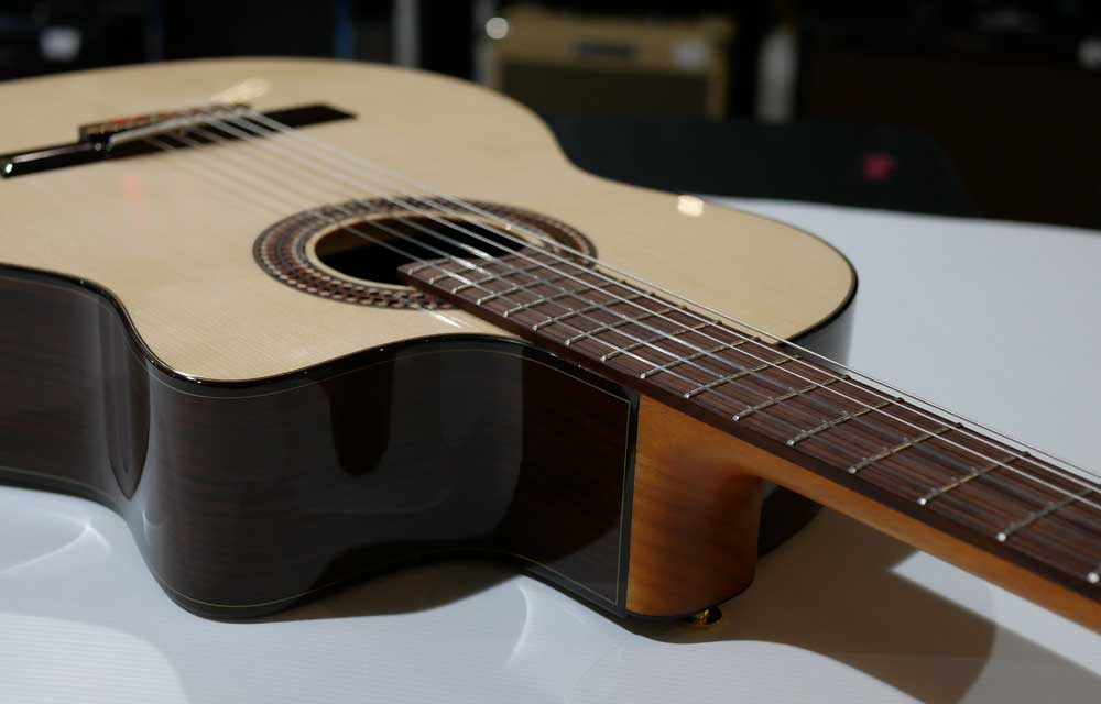 IBANEZ GA380CE-NT Natural High Gloss